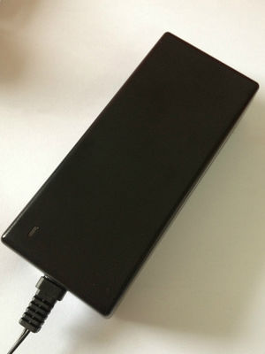 High Voltage Pulpit Zasilacz Z IEC8 / IEC14 AC Connector, 50Hz / 60Hz