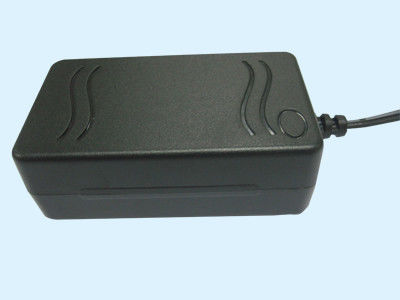 Plastikowa skrzynka Pulpit Zasilacz 7V 3.0A 21W, Meet Energy Star Level V