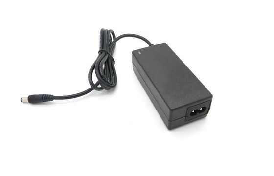 Powyżej napięcia AC na DC Zasilacz 12V 36W pulpitu wtyczką UK dla TV LCD