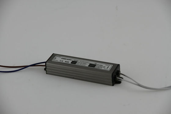 Wodoodporna 300mA 18W Prąd stały Sterownik LED Uniwersalny AC Na wyświetlaczu LCD