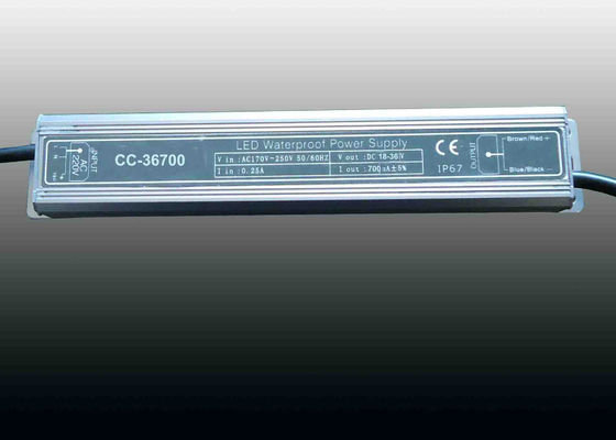 RGB IP65 12W Wodoodporne światło liniowe LED DC24V SMD3535