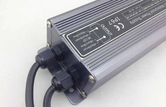 RGB P62.5 LED Zewnętrzny wodoodporny ekran LED z siatką DC12V 192W